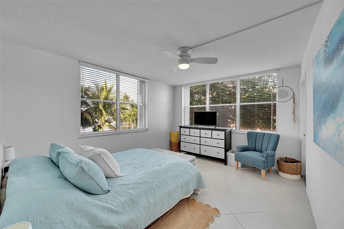 Island Club - Residential