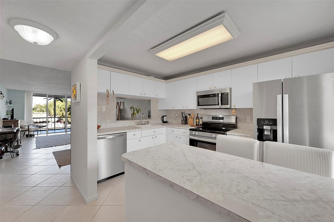 Island Club - Residential