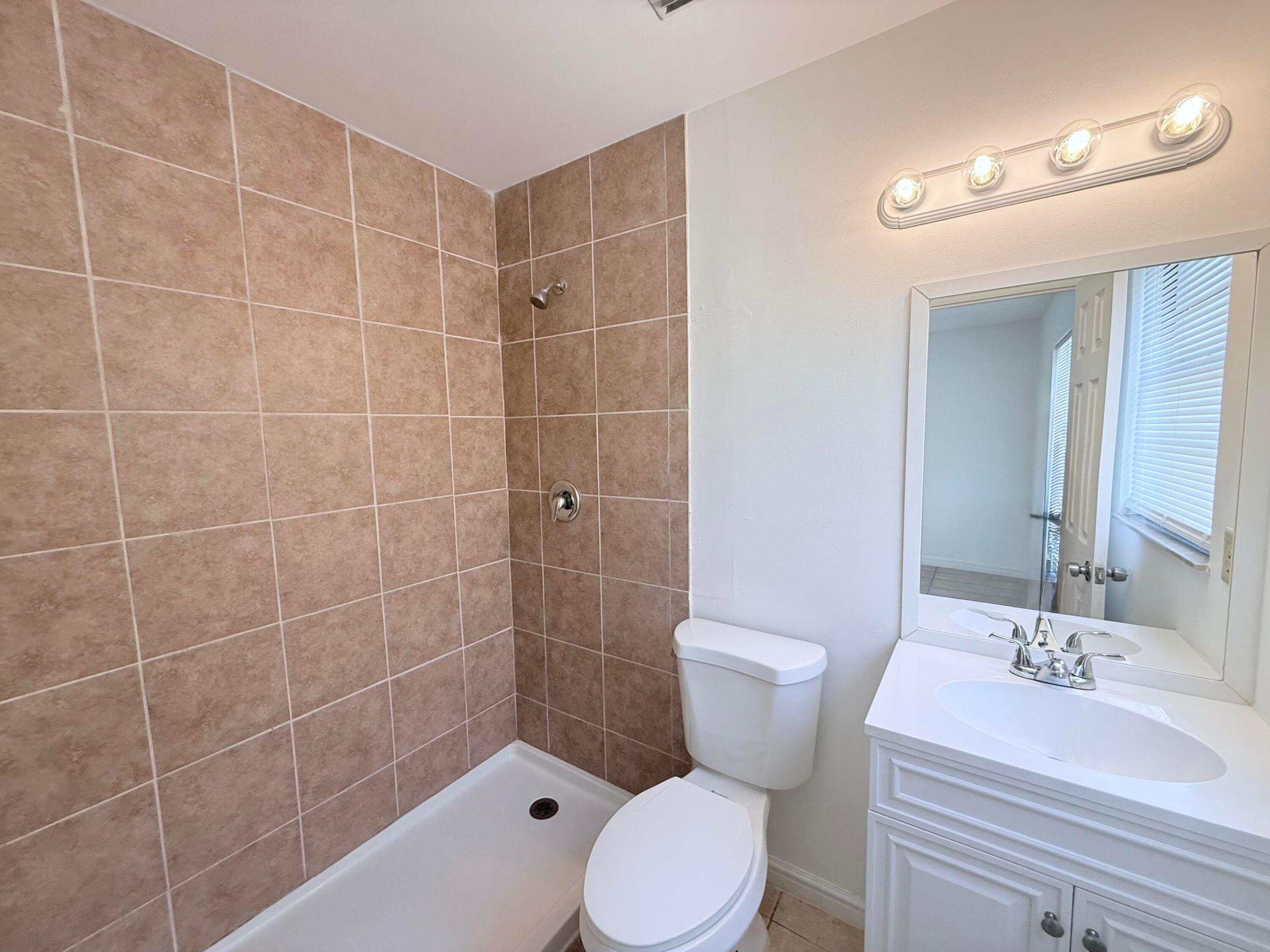 PARADISE PARK UNIT NO 2 - Residential
