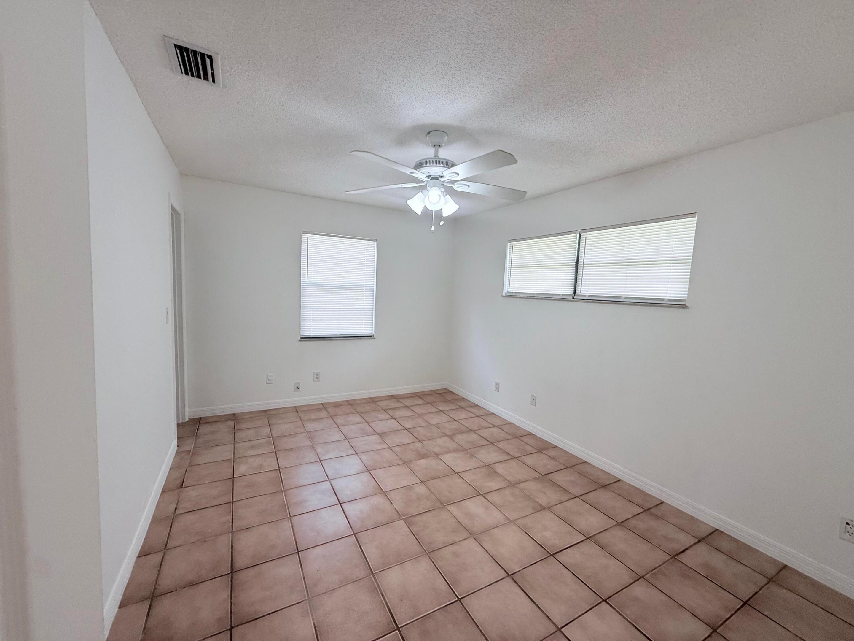 PARADISE PARK UNIT NO 2 - Residential