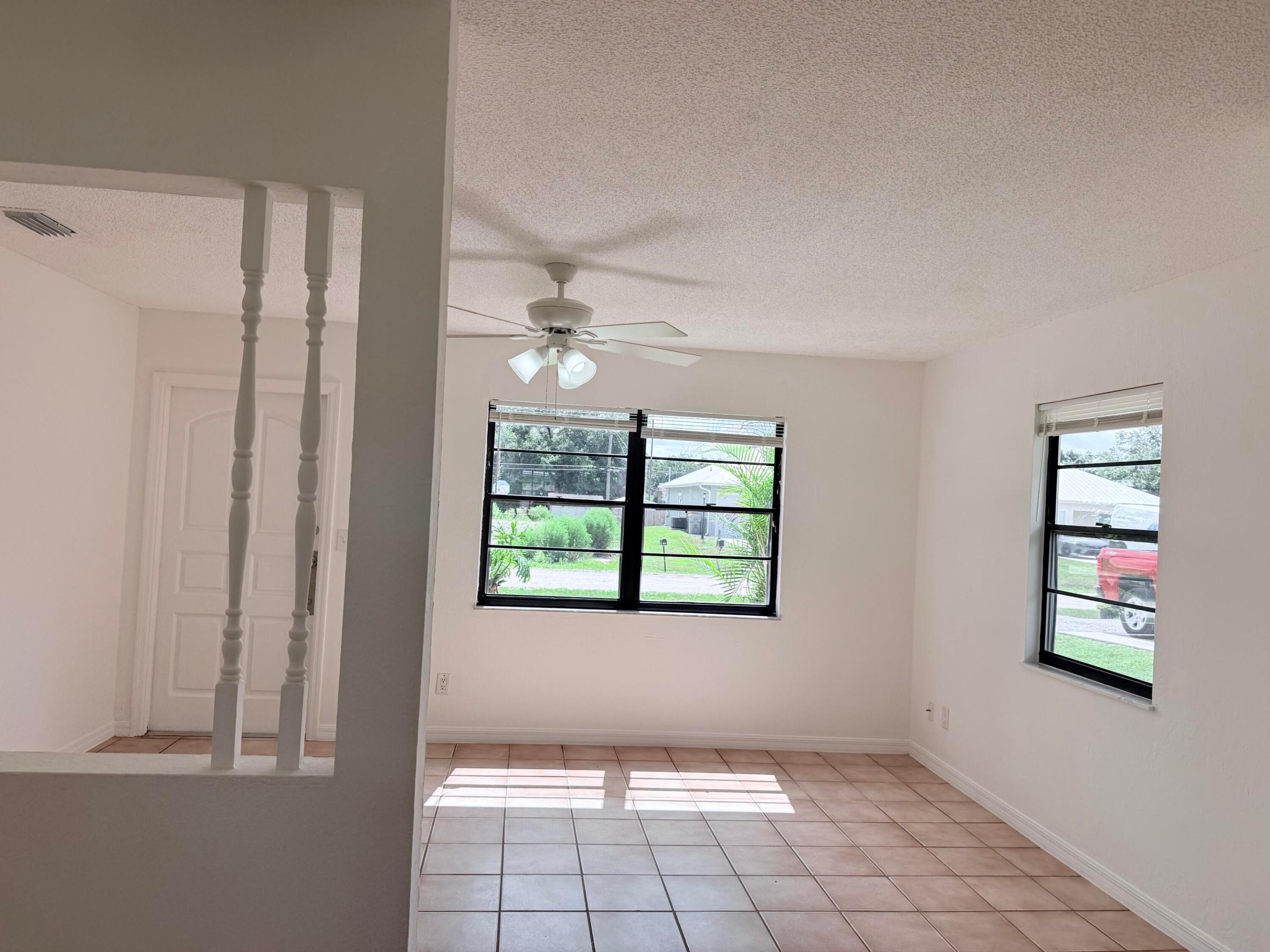 PARADISE PARK UNIT NO 2 - Residential