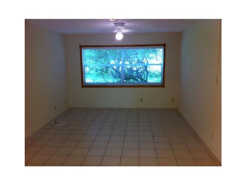 Photo of 4165 SW 67th Avenue #107b, Davie, FL 33314 (MLS # B26030580)