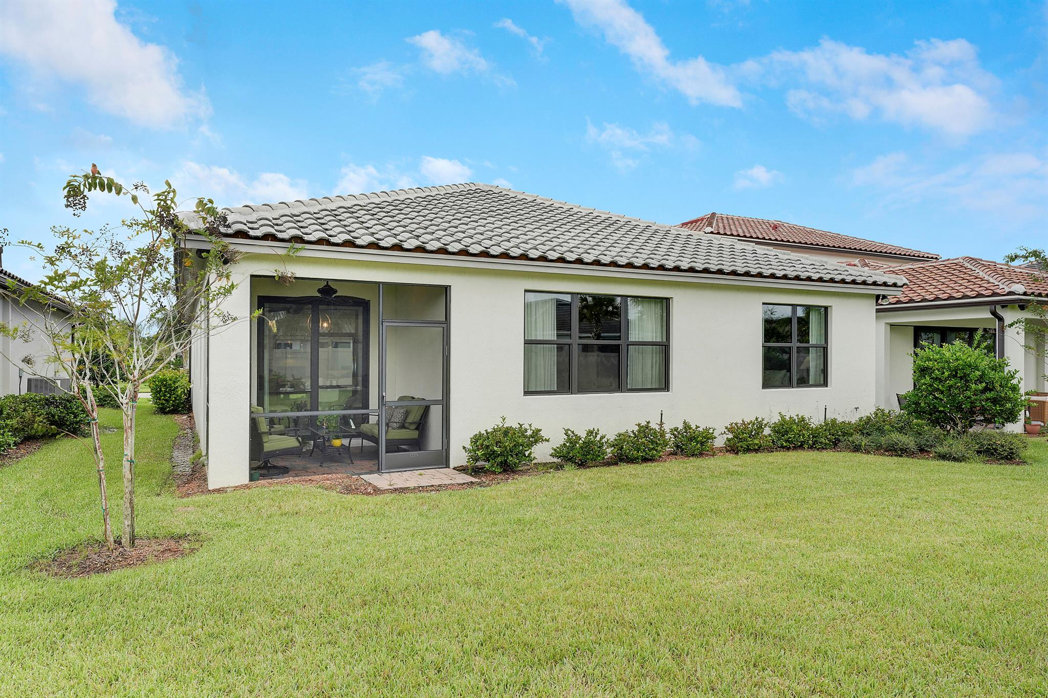 Veranda Gardens - Residential