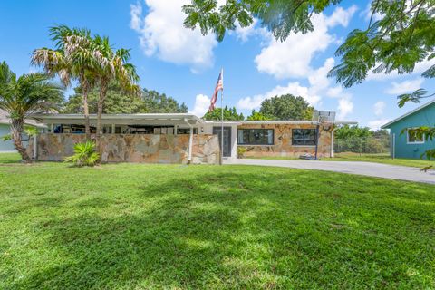 A home in Royal Palm Beach