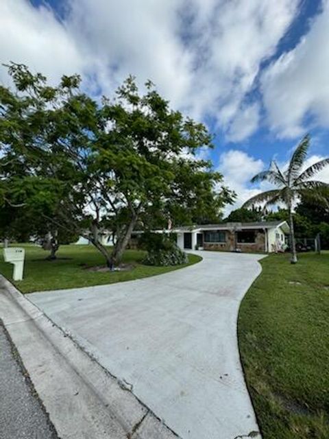 A home in Royal Palm Beach