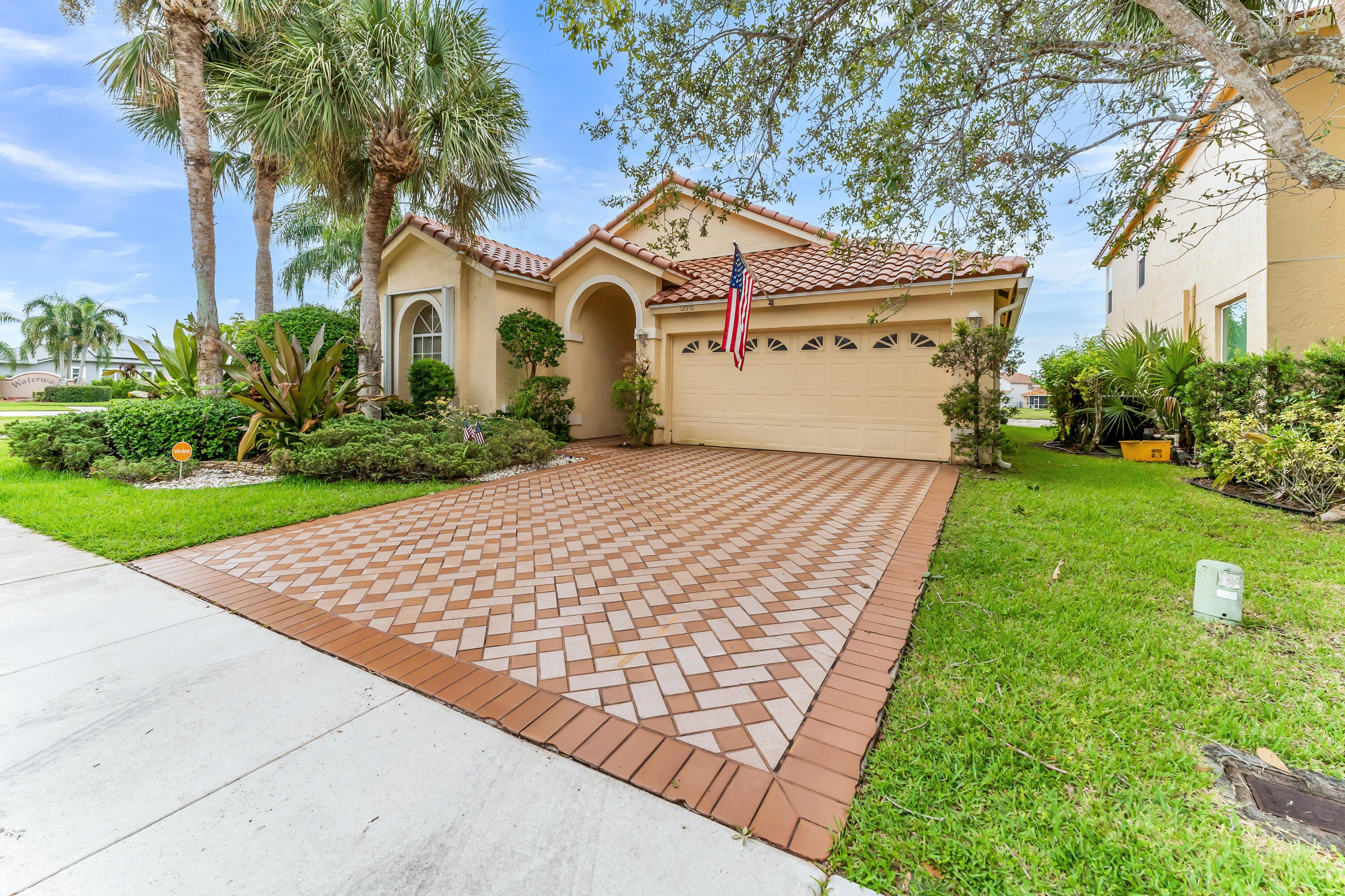 12910 Clifton