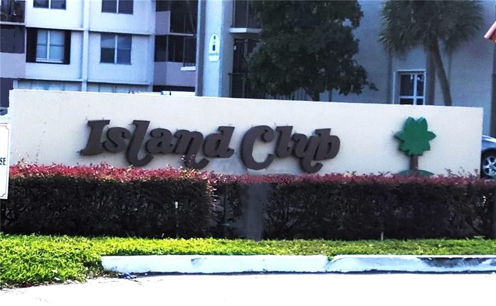 Photo of 777 S Federal Hwy #RP814, Pompano Beach, FL 33062 (MLS # F10316449)