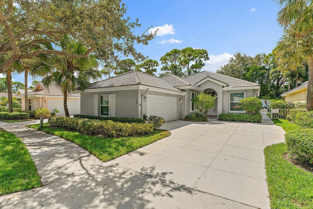 Photo of 188 S Hampton Drive, Jupiter, FL 33458 (MLS # R11119877)