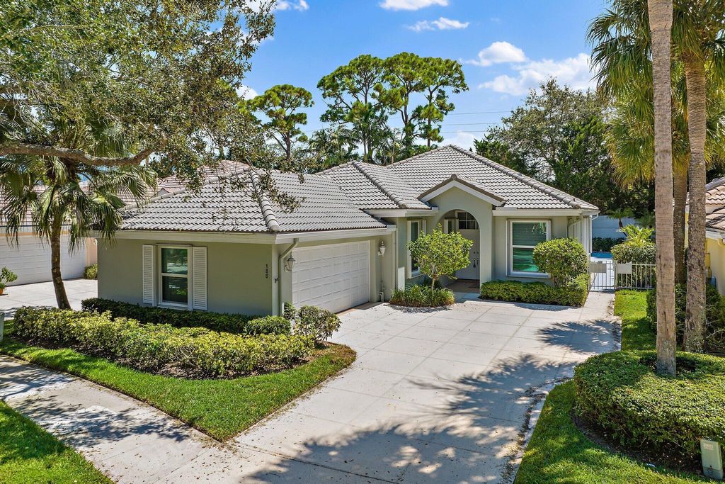 Photo of 188 S Hampton Drive, Jupiter, FL 33458 (MLS # R11119877)