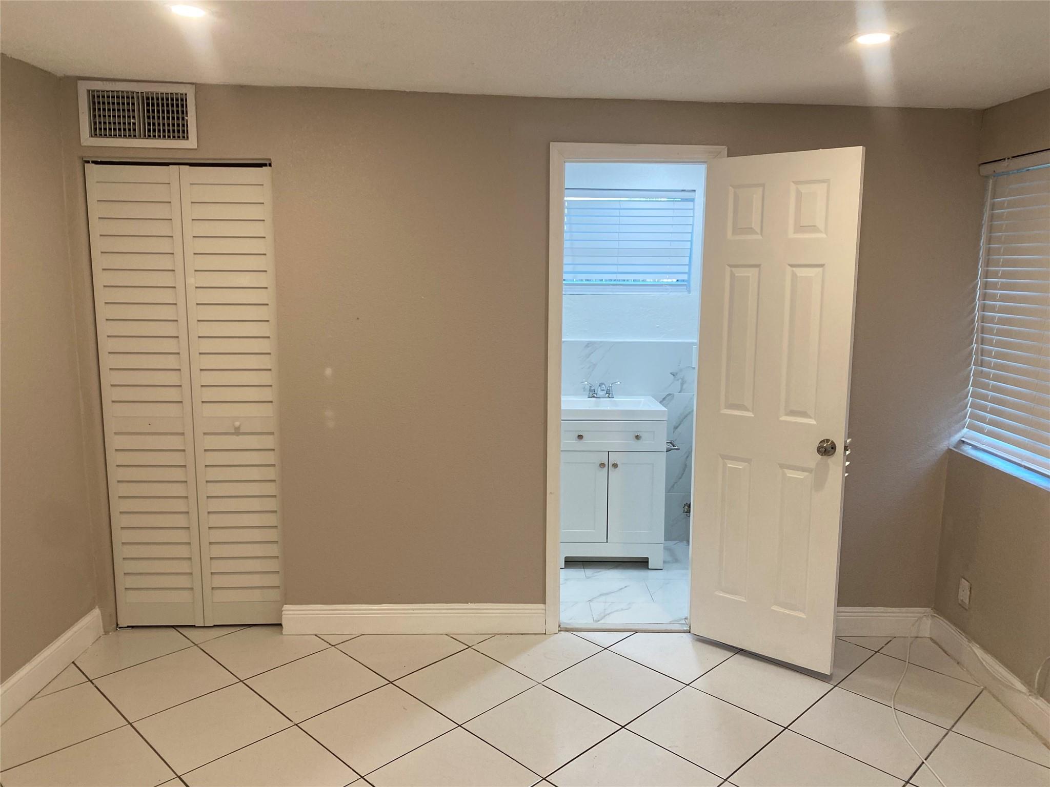 Southgate First Add 50-38 - Residential Lease