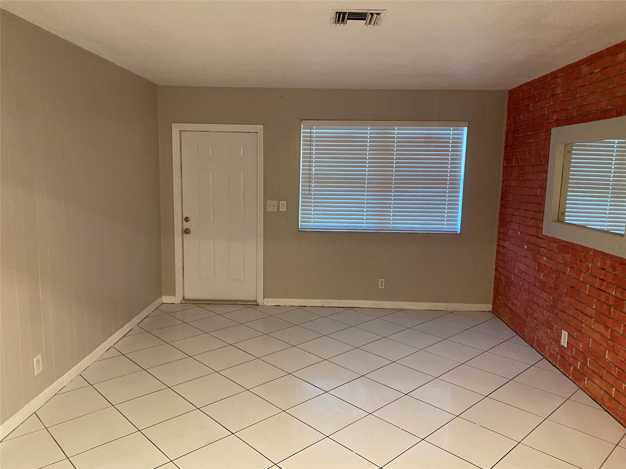 Southgate First Add 50-38 - Residential Lease