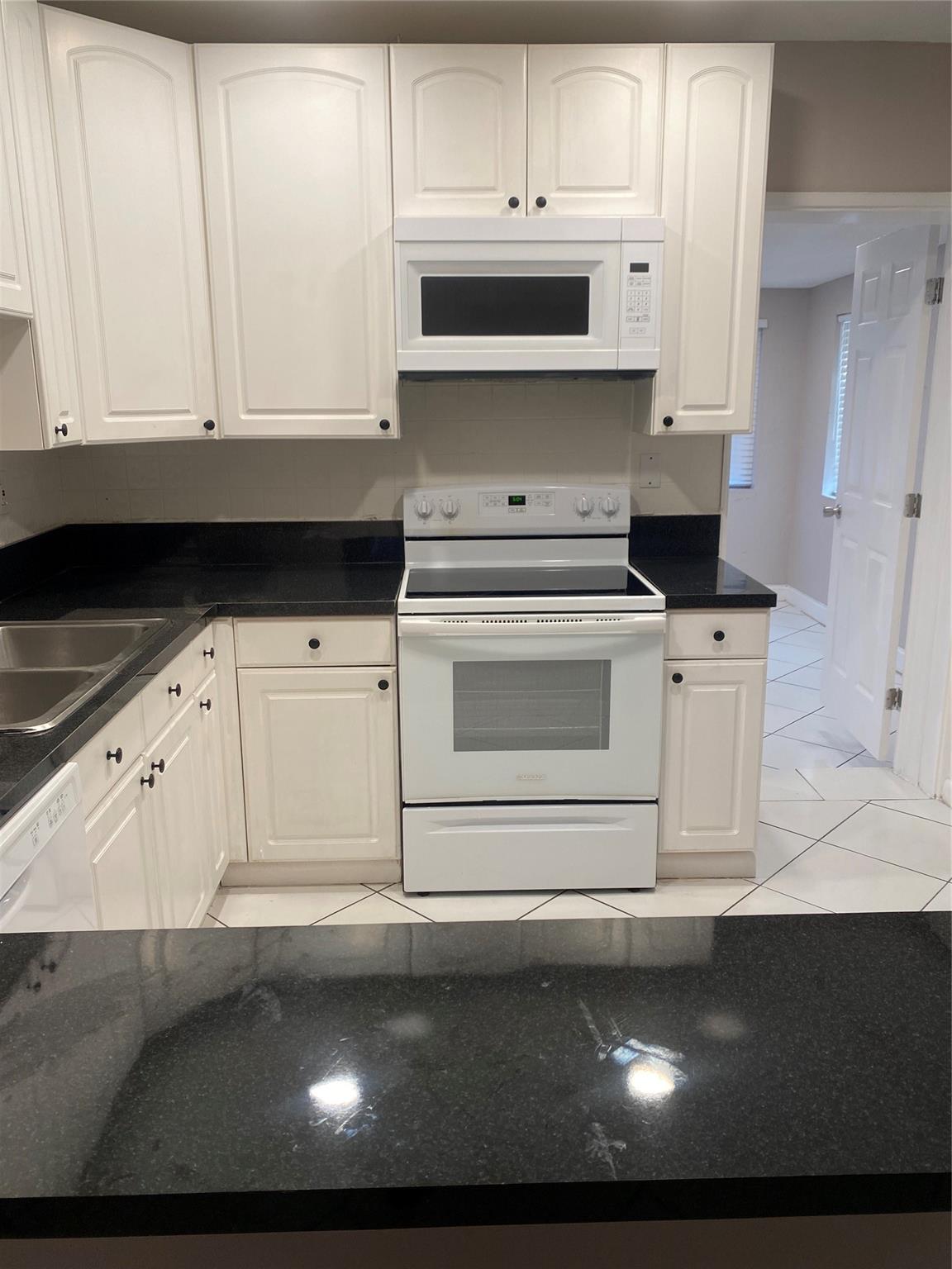 Southgate First Add 50-38 - Residential Lease