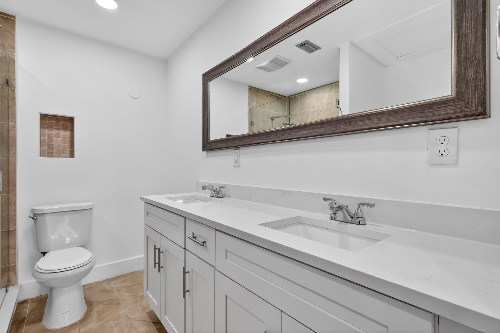 Bridgeview Condo - Residential