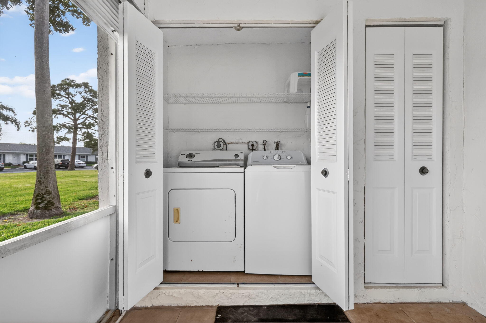 Bridgeview Condo - Residential