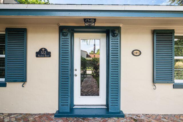 322 Valencia Road