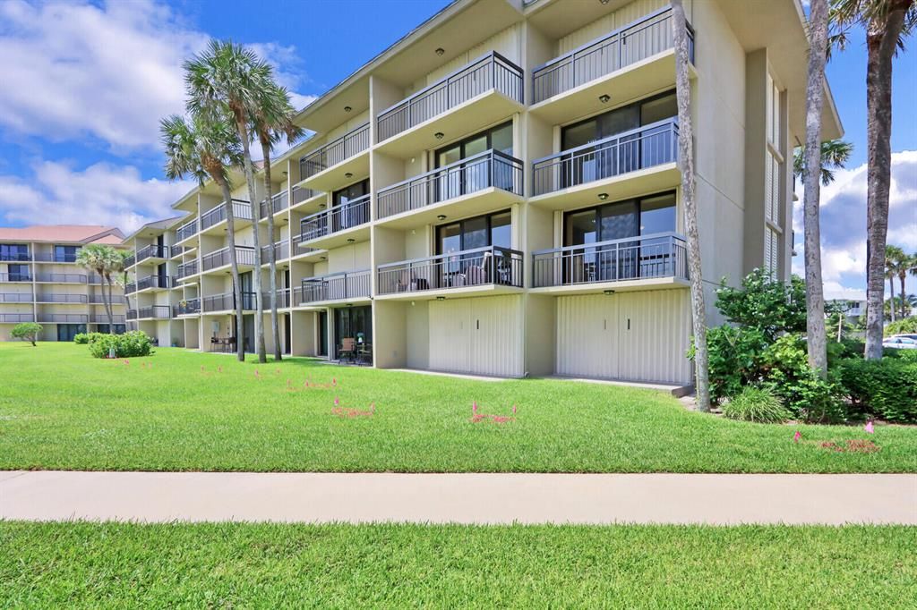 Photo of 301 S Seas Drive #201, Jupiter, FL 33477 (MLS # R10742841)