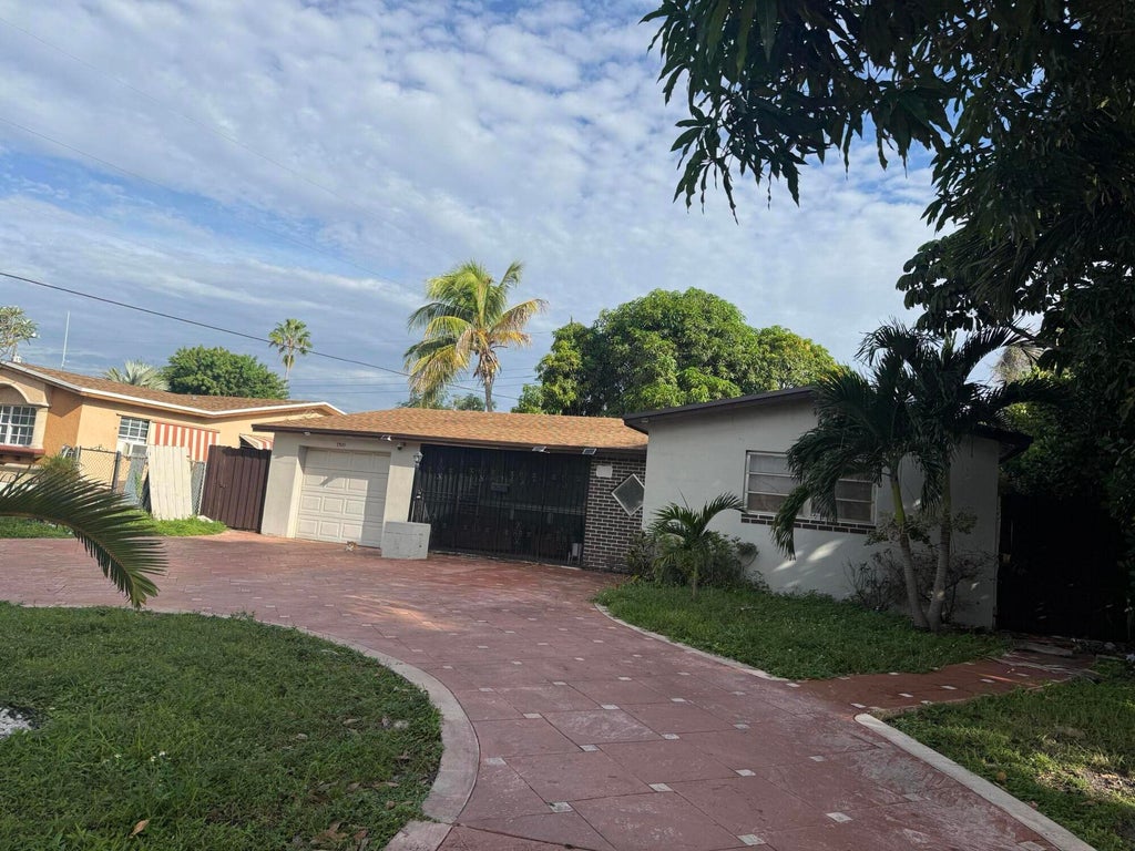 Photo of 7501 Dilido Boulevard, Miramar, FL 33023 (MLS # B26082504)