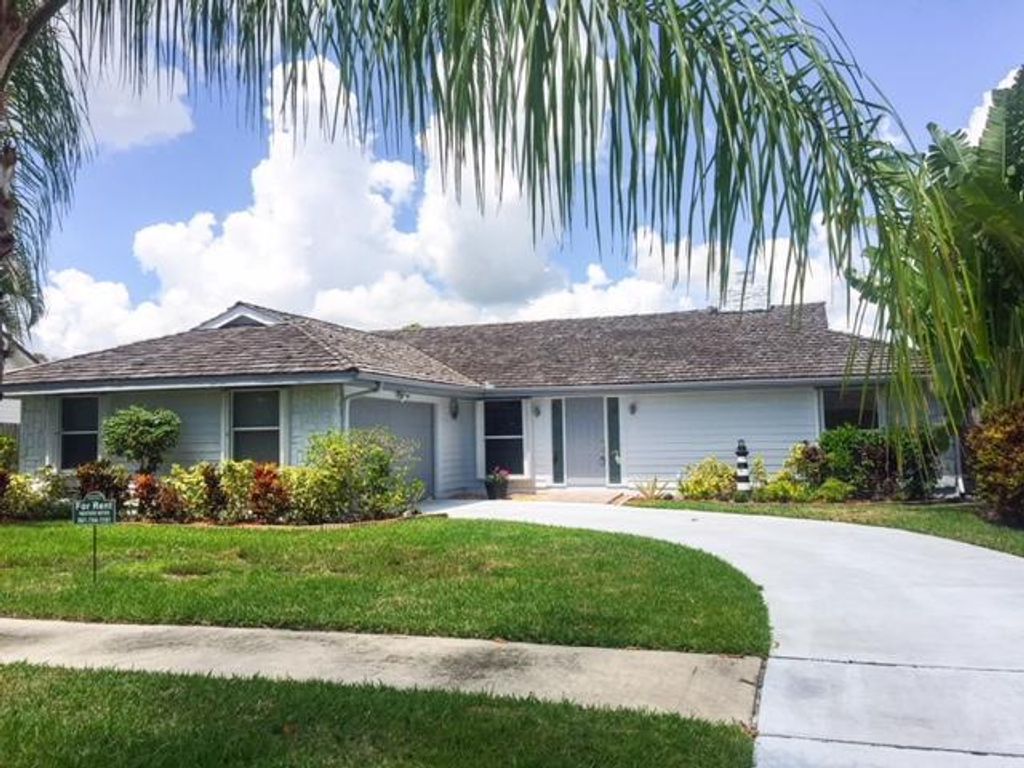 Photo of 63 Hickory Hill, Tequesta, FL 33469 (MLS # R10742295)