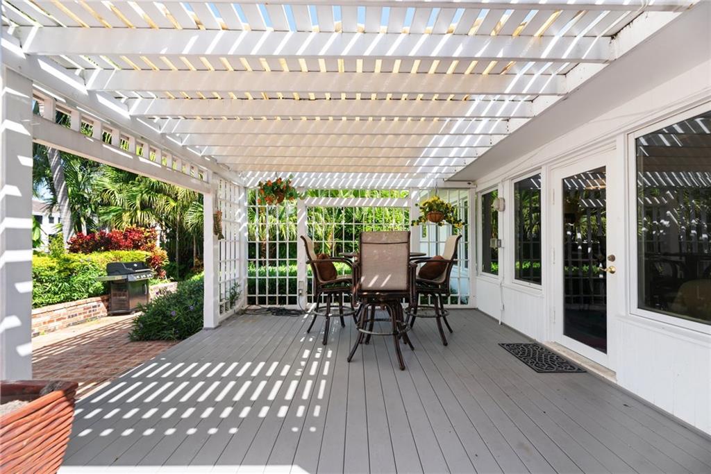 LAS OLAS ISLES - Residential