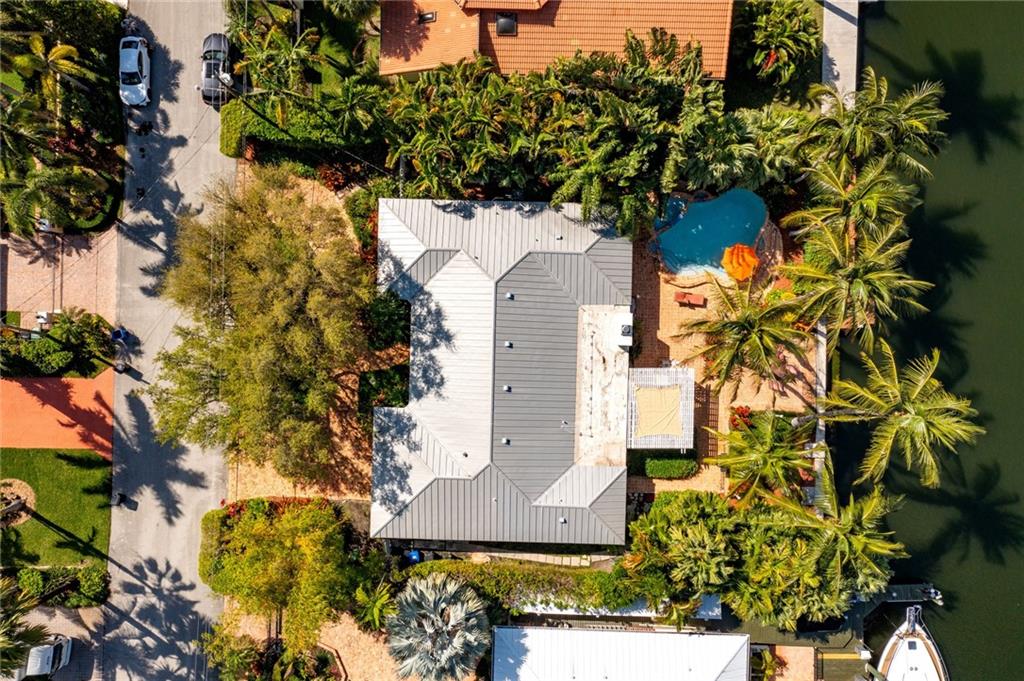 LAS OLAS ISLES - Residential