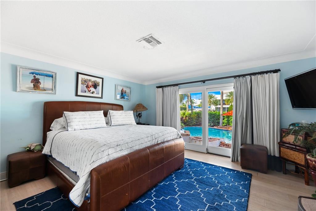 LAS OLAS ISLES - Residential