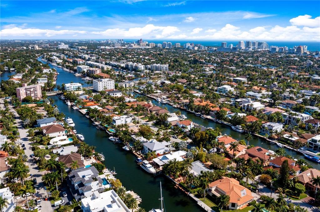 LAS OLAS ISLES - Residential