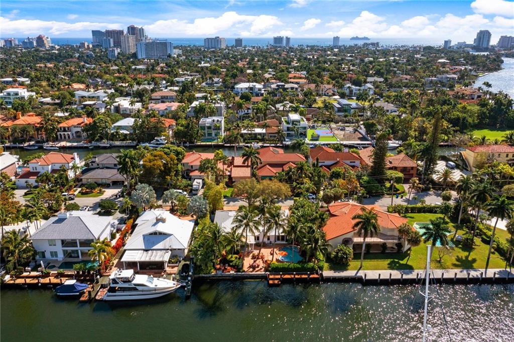 LAS OLAS ISLES - Residential