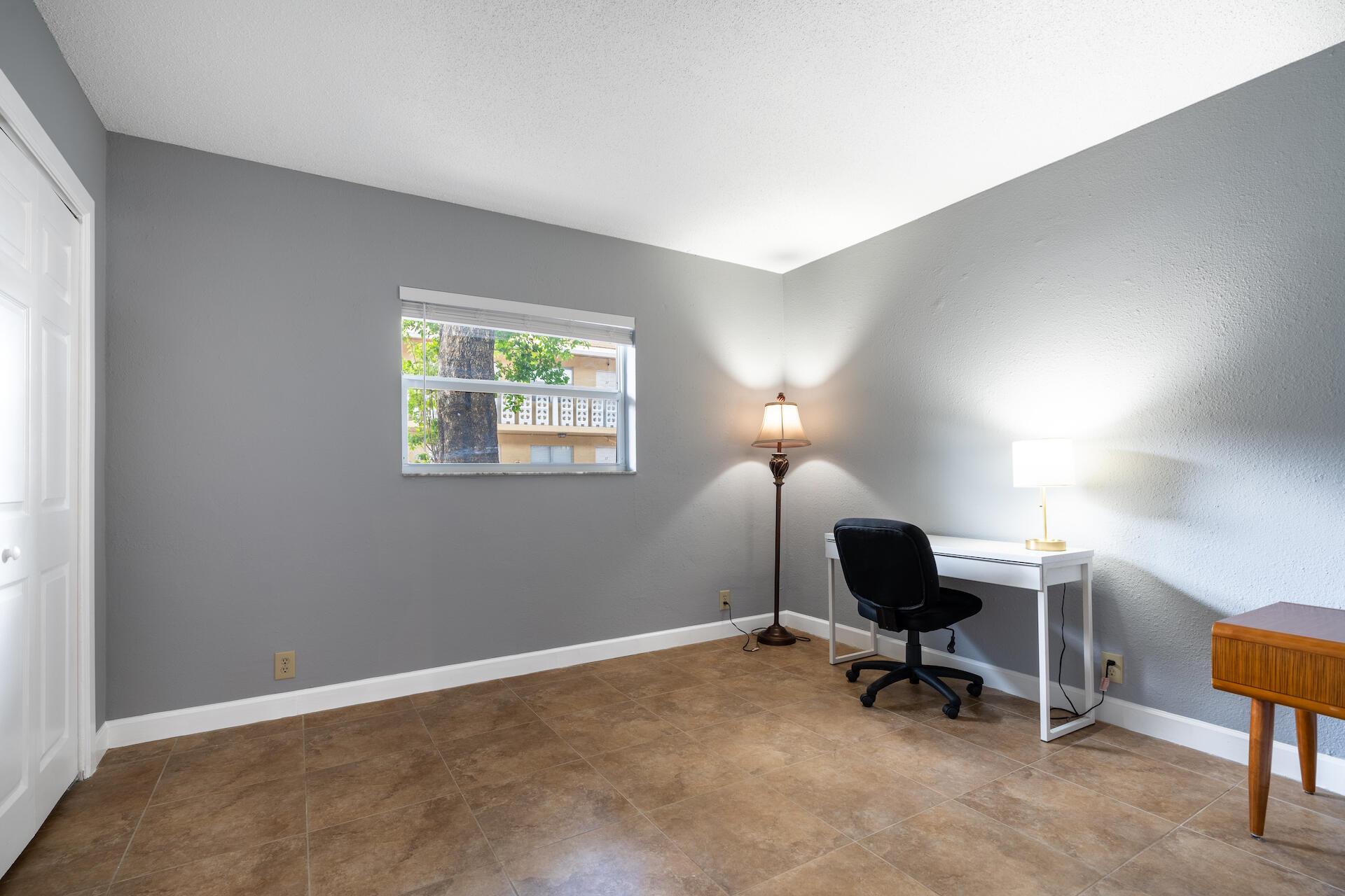 WILTON VILLAGE CONDO - Residential Lease