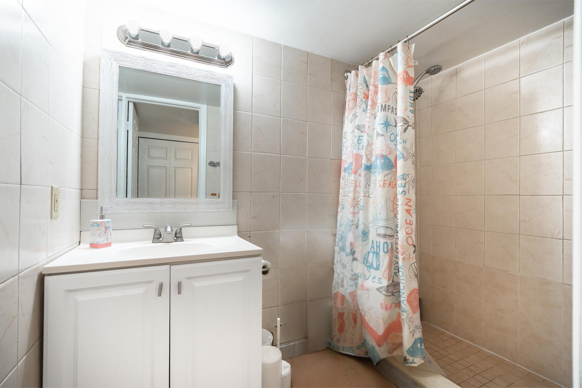 WILTON VILLAGE CONDO - Residential Lease