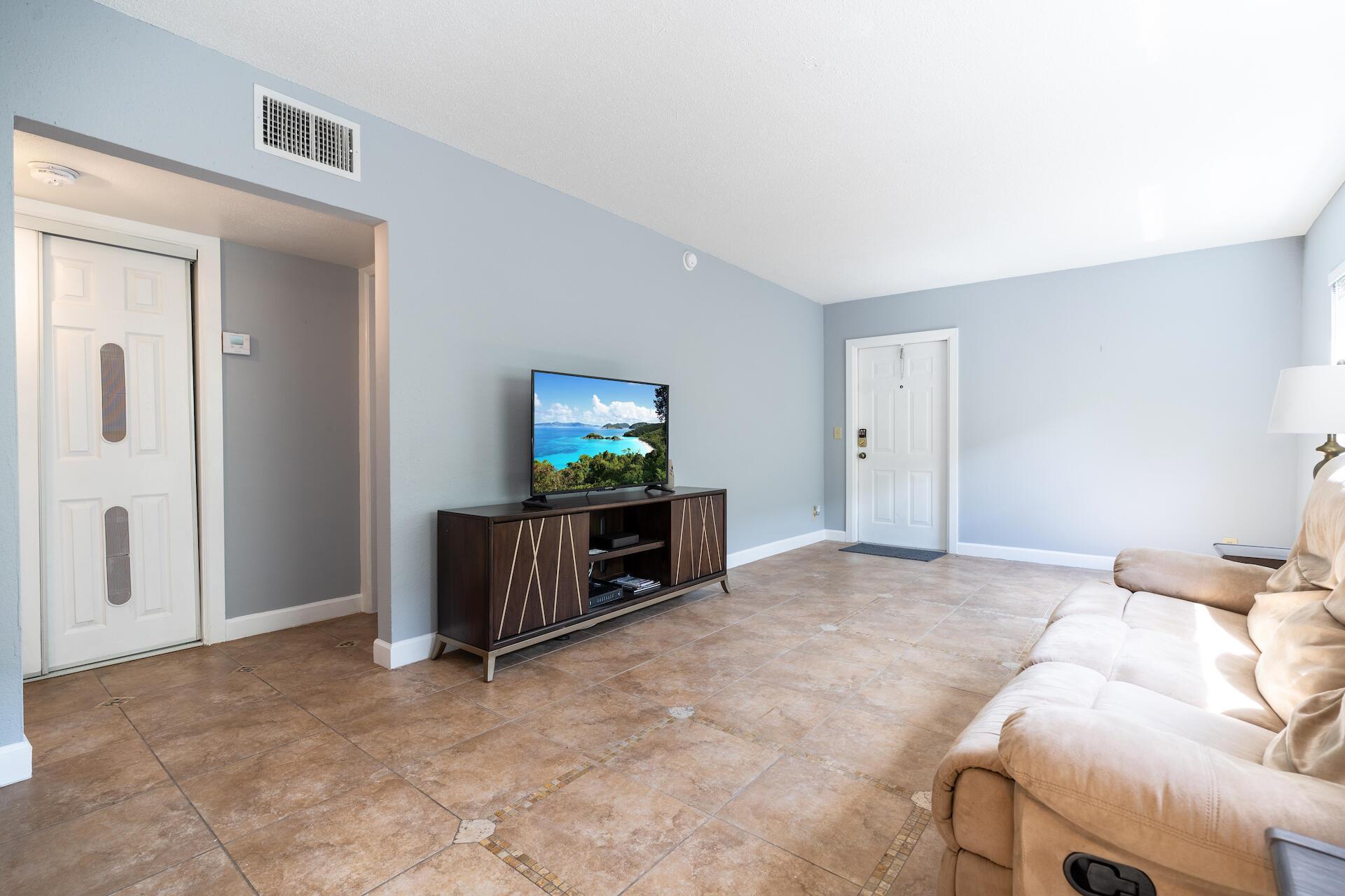 WILTON VILLAGE CONDO - Residential Lease