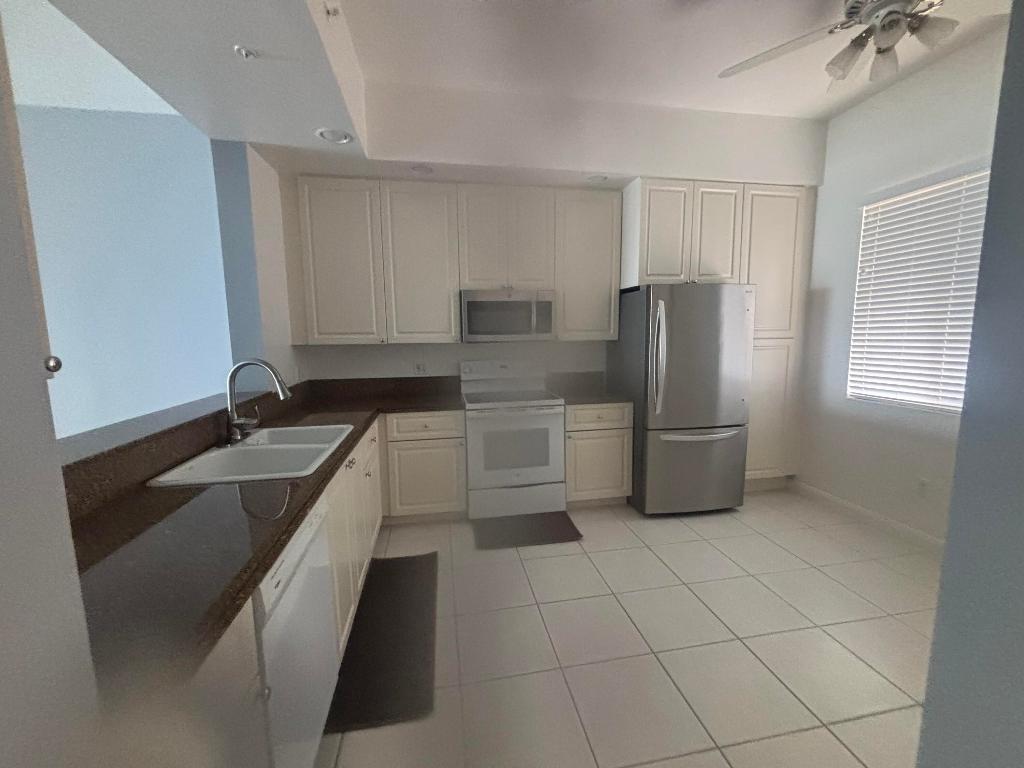 Harbour Isle West - Residential Lease