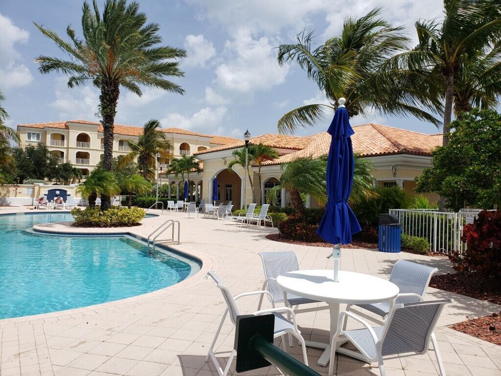 Harbour Isle West - Residential Lease