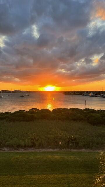 Harbour Isle West - Residential Lease