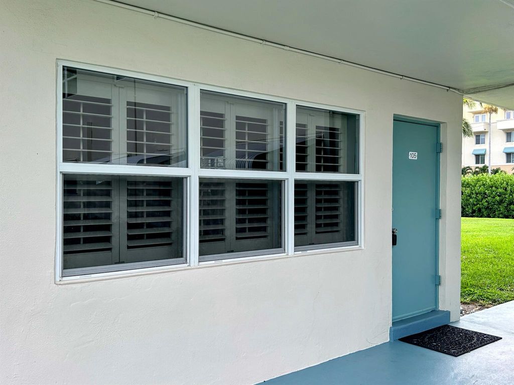 Photo of 620 Horizons W #105, Boynton Beach, FL 33435 (MLS # R11097567)