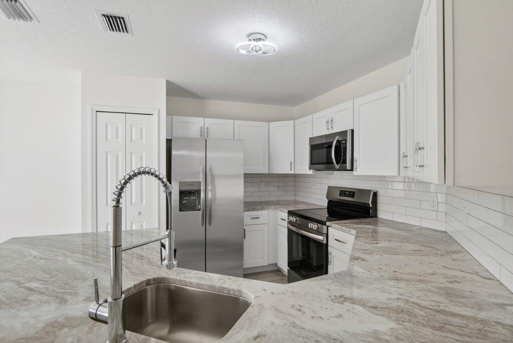 PORT ST LUCIE SECTION  34 - Residential