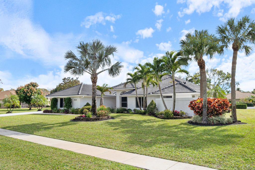 Photo of 15545 Meadow Wood Drive, Wellington, FL 33414 (MLS # R11092975)
