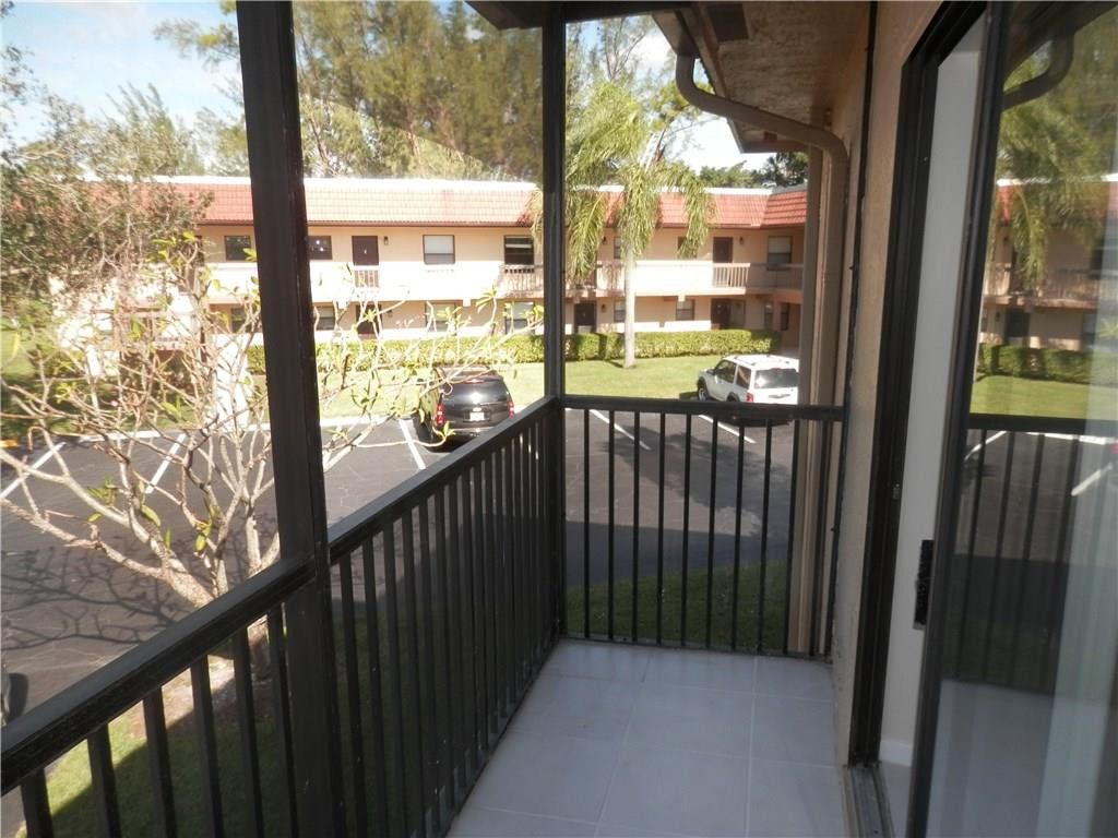 Woods At Boca Del Mar Con - Residential Lease