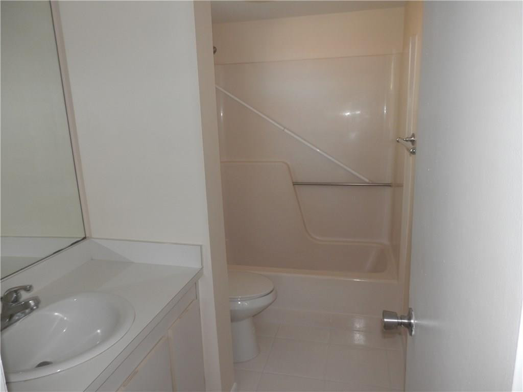 Woods At Boca Del Mar Con - Residential Lease