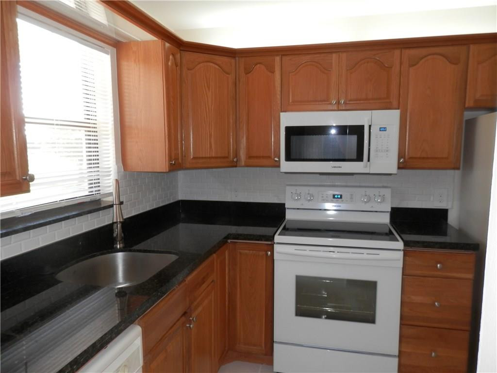 Woods At Boca Del Mar Con - Residential Lease