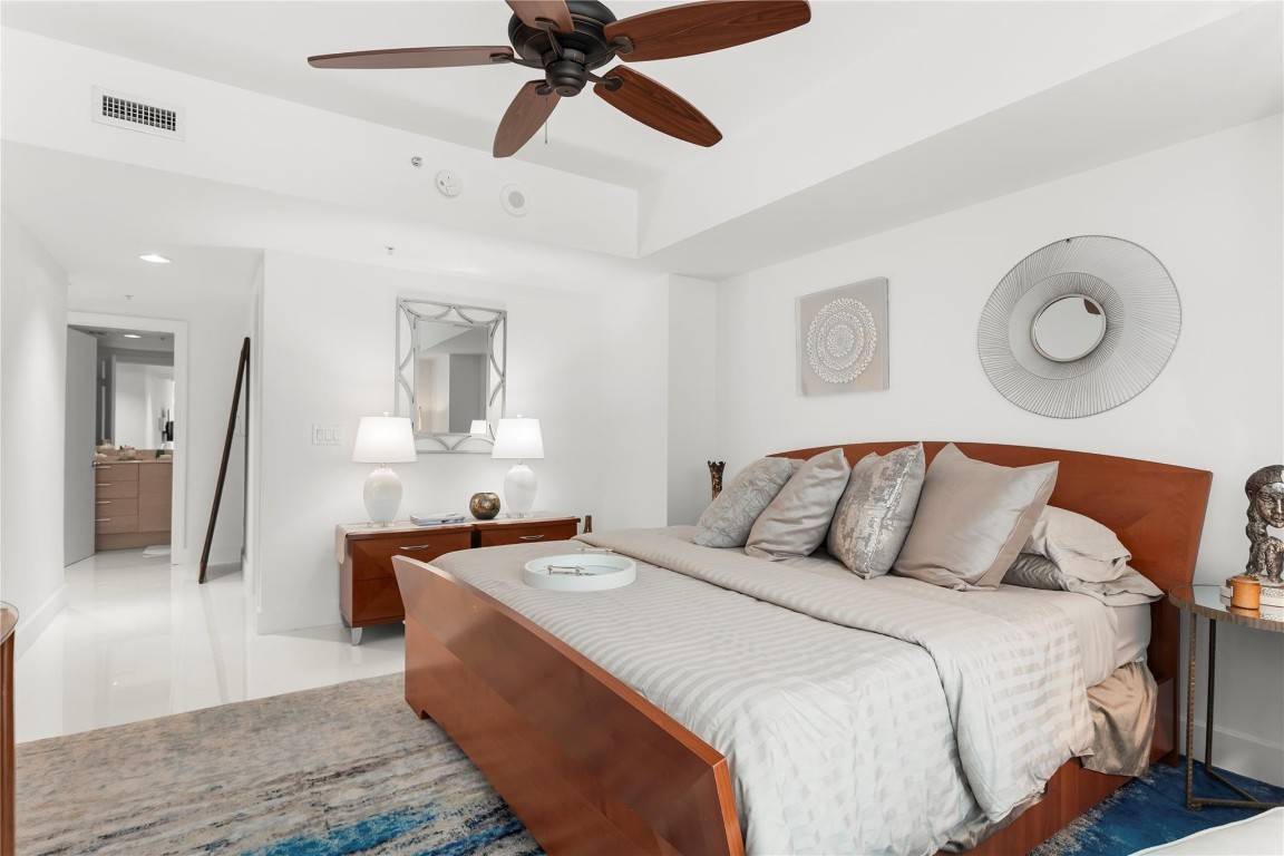 Diplomat Oceanfront Resid - Residential