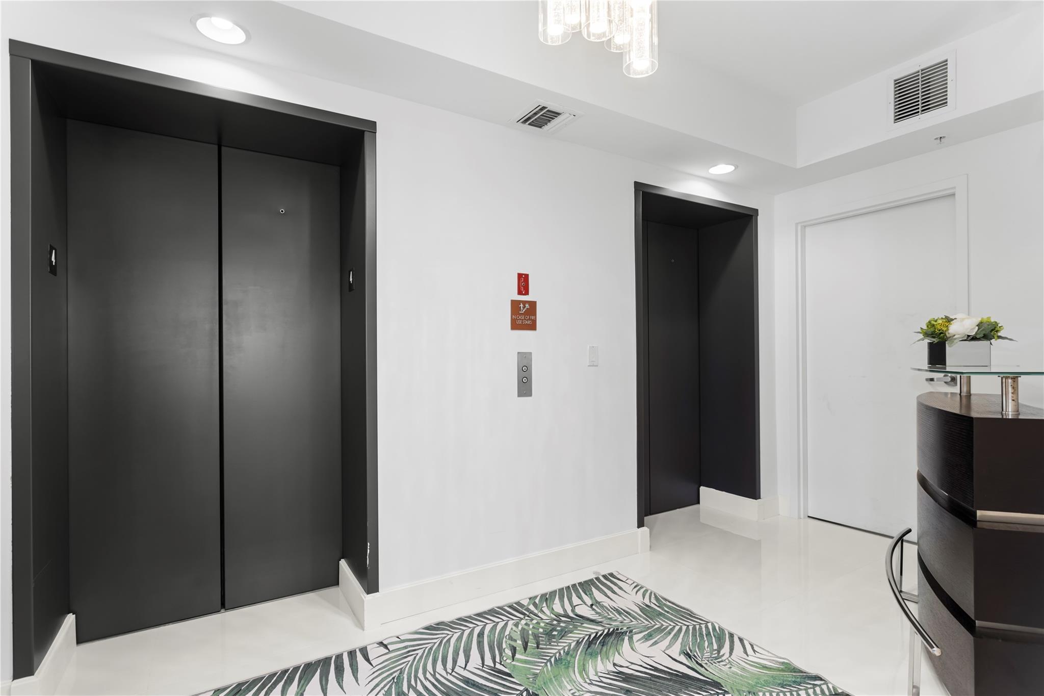 Diplomat Oceanfront Resid - Residential