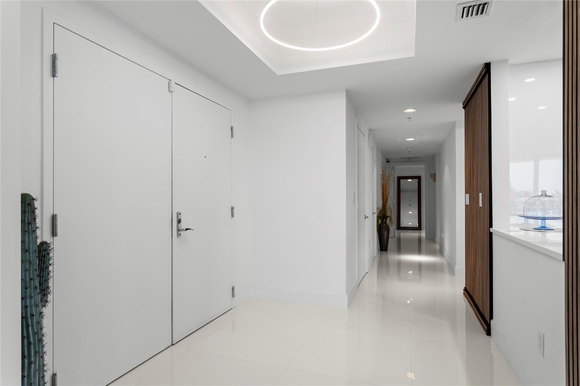 Diplomat Oceanfront Resid - Residential