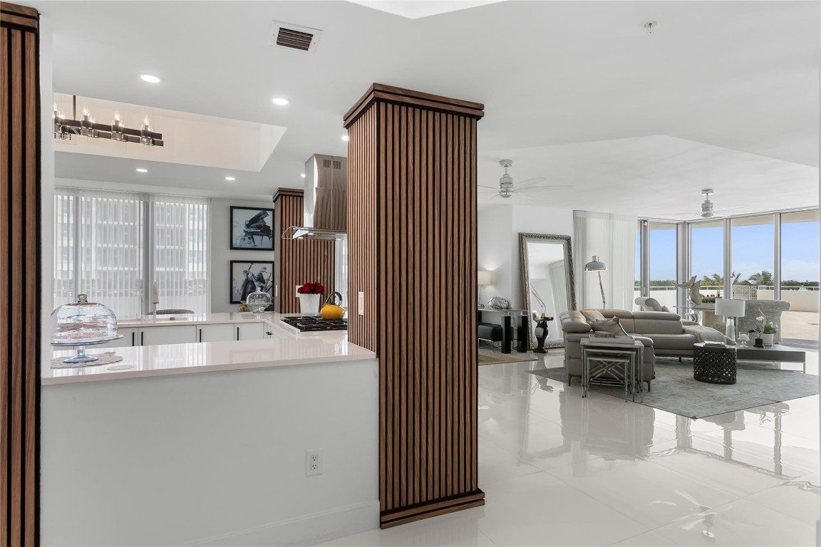 Diplomat Oceanfront Resid - Residential