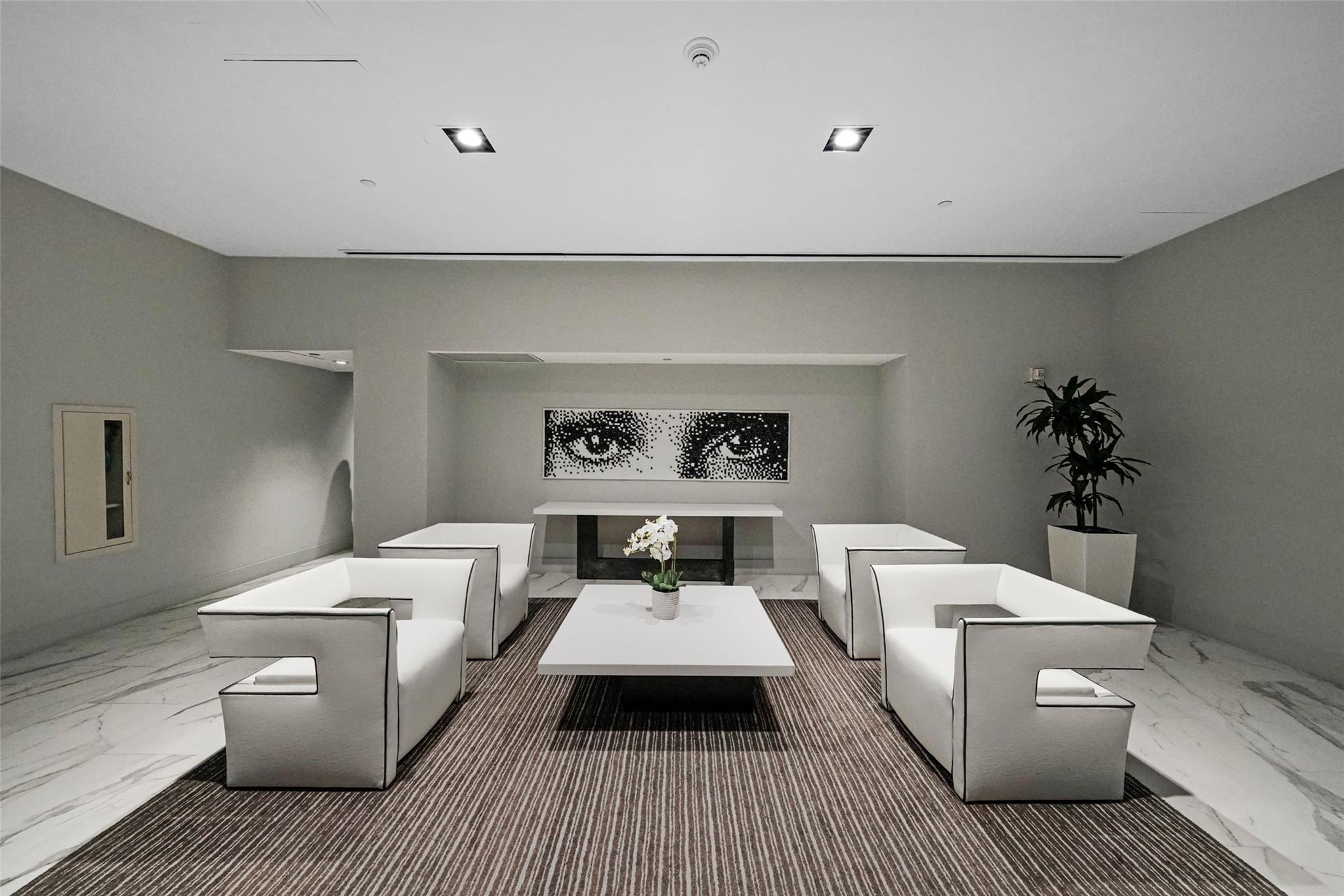 Diplomat Oceanfront Resid - Residential