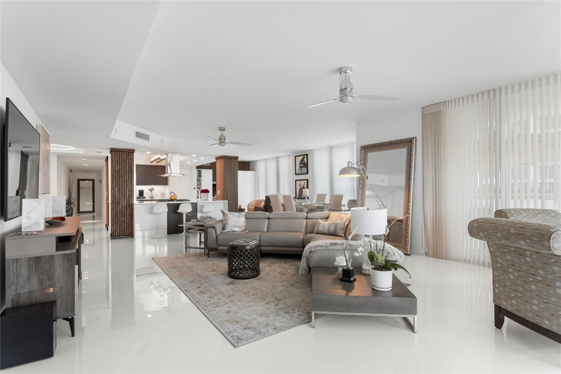 Diplomat Oceanfront Resid - Residential