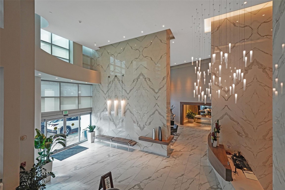 Diplomat Oceanfront Resid - Residential