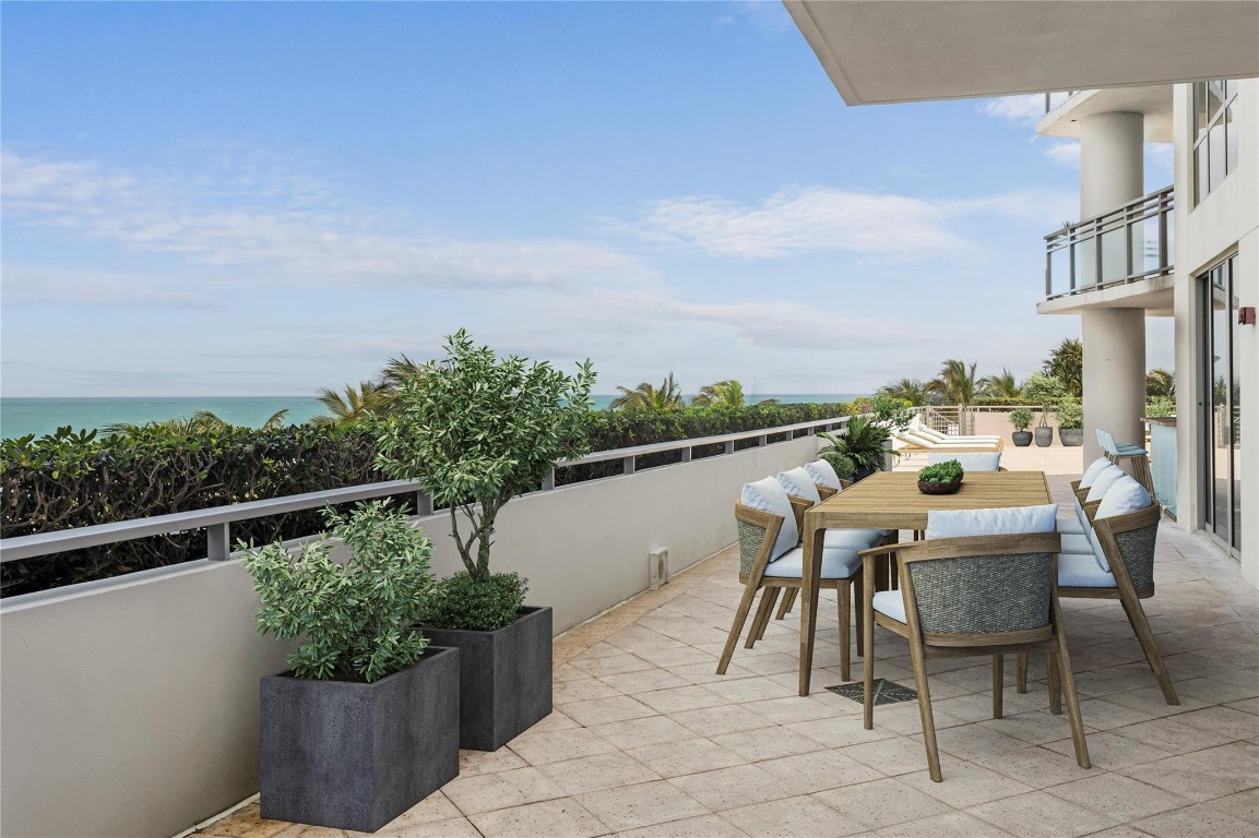 Diplomat Oceanfront Resid - Residential