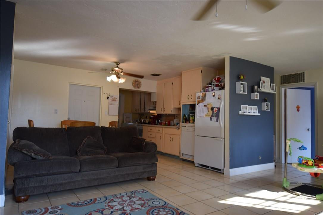 Collier Estates 41-19 B - Residential