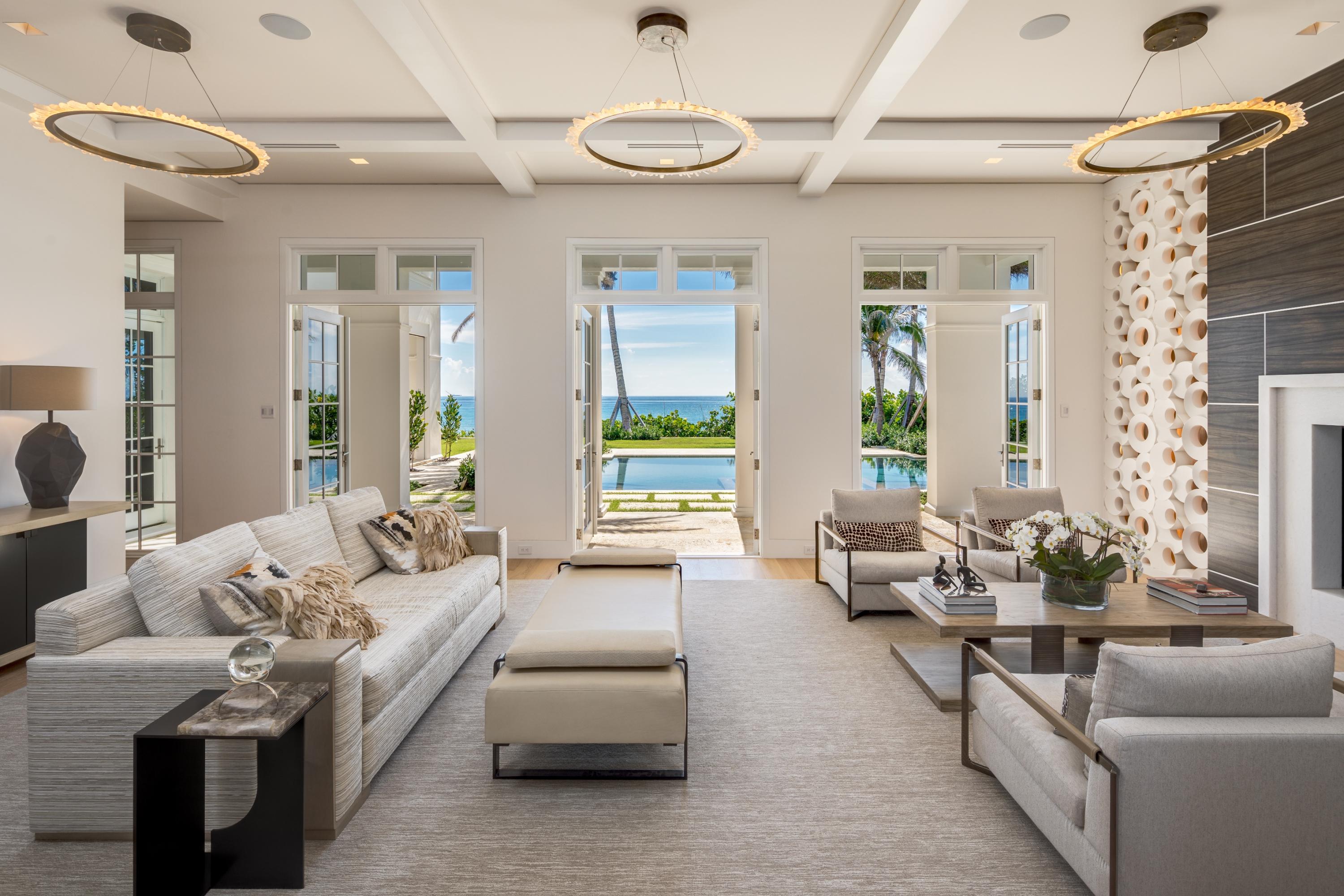 M M W BEACHHOUSE LOT PL - Residential