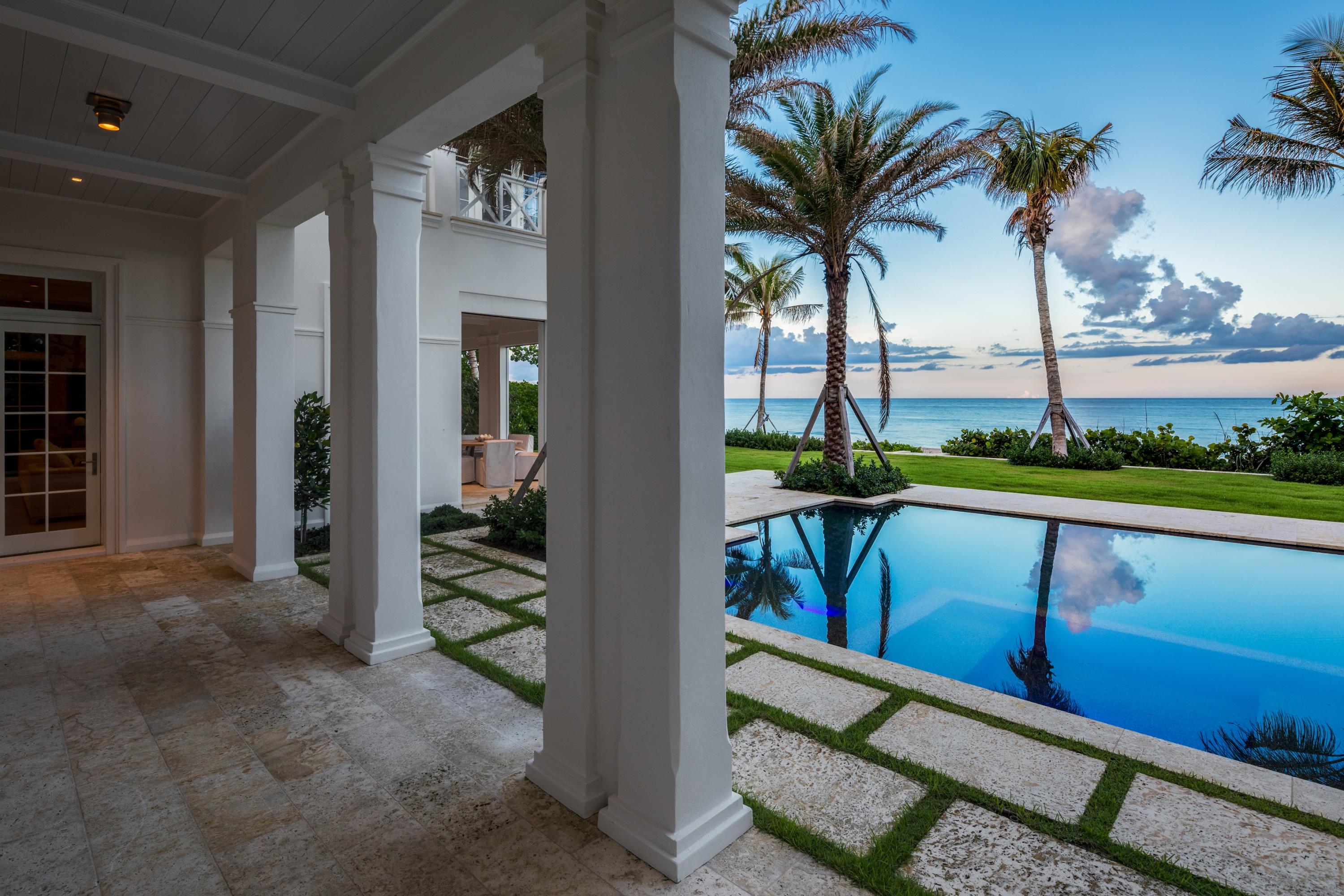 M M W BEACHHOUSE LOT PL - Residential